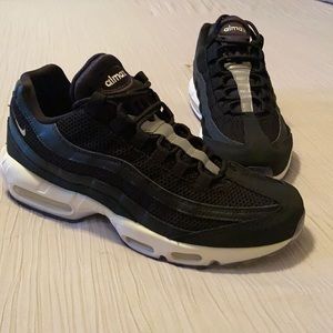 Air Max 95 Essential 'Black Ice'